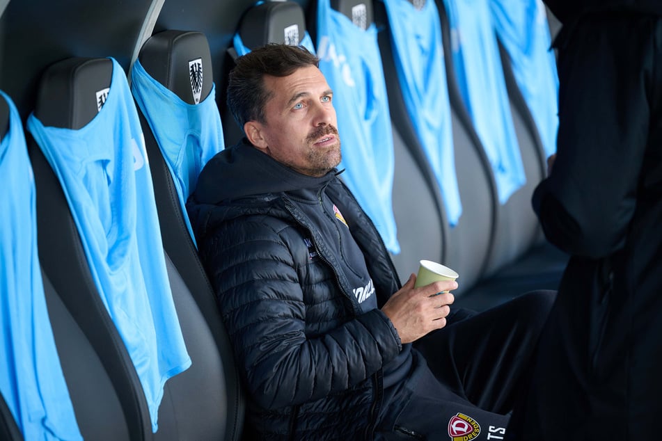 Dynamo-Coach Thomas Stamm (42) ist mit seiner Mannschaft ab 13 Uhr gegen Preußen Münster gefordert.