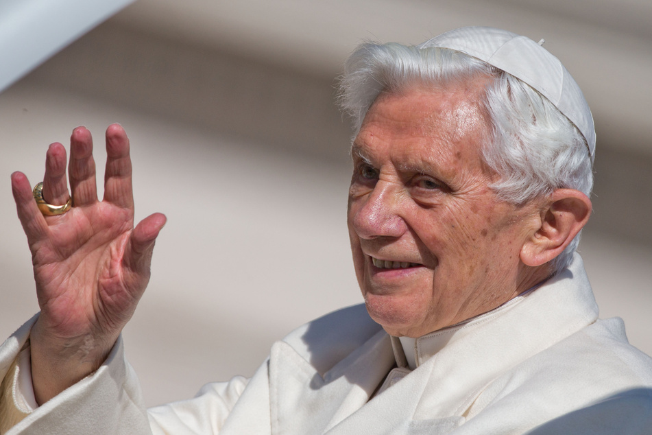 Papst Benedikt XVI. (†95) ist am 31. Dezember 2022 verstorben.