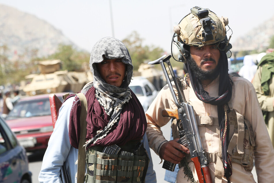 Taliban jagen deutsche Ortskräfte: "Safe Houses" sollen verlassen werden!