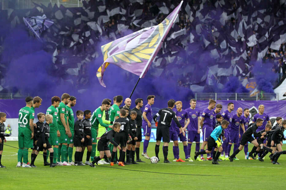Im April 2019 daheim gegen Bochum brannte die Luft im Erzgebirgsstadion. Damals musste der FCE blechen.