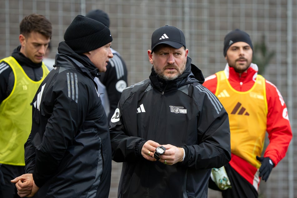 Union-Coach Steffen Baumgart (53) entschied sich zuletzt gegen einen Startelf-Einsatz seines Stürmers.