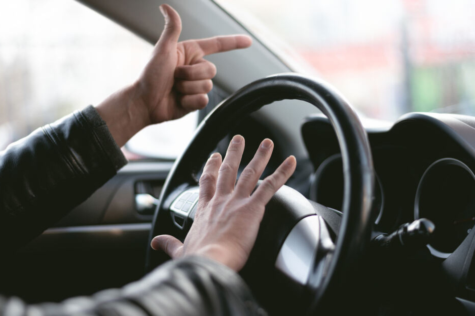 Der 56-Jährige hatte die Anwohner seit Beginn des Jahres jeden Morgen gegen 5 Uhr mit seiner Autohupe belästigt (Symbolbild).