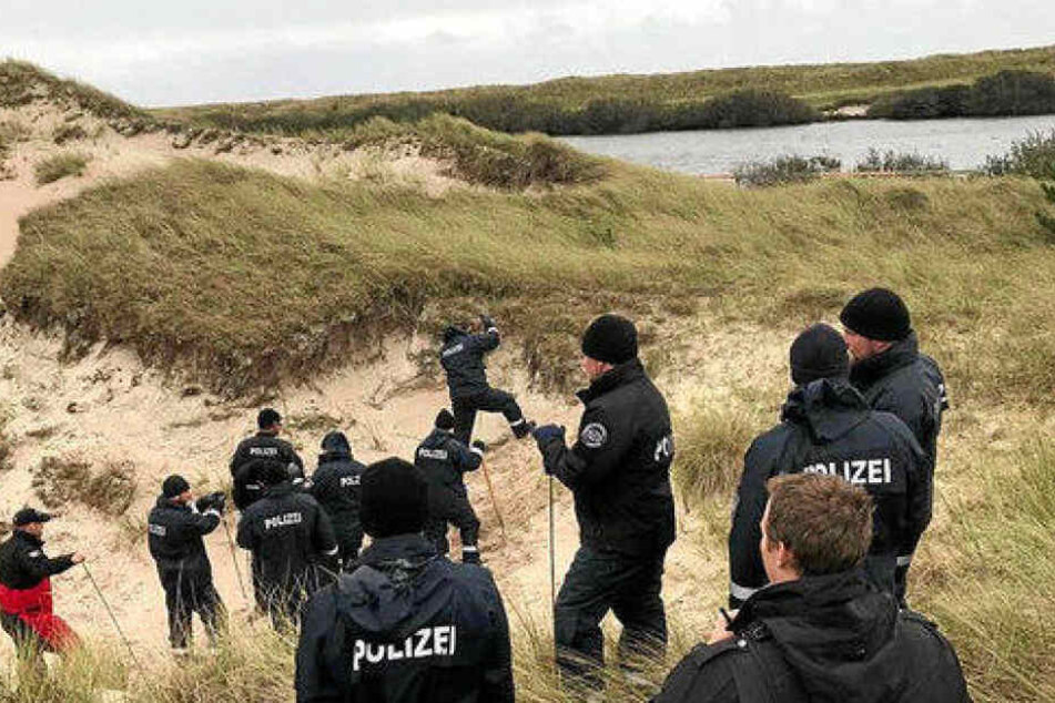 Wochenlang suchten Dutzende Beamte in den Dünen Amrums nach einer Leiche