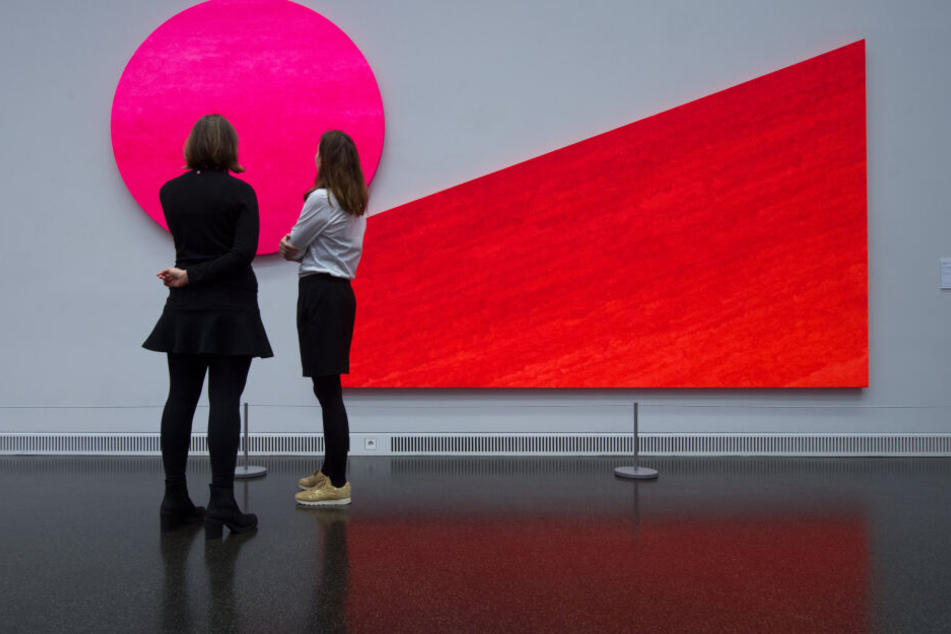 Im Museum Gunzenhauser läuft noch bis Anfang März die Ausstellung "Pinc kommt!" mit abstrakten Bildern von Rupprecht Geiger.