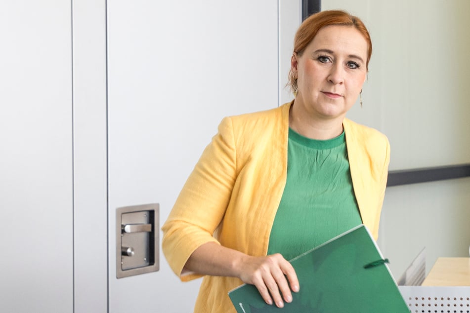 Grünen-Fraktions-Chefin Franziska Schubert (43) will, dass die Politik "dem Druck der breiten Gesellschaft" folgt im Interesse von Tierwohl, Umweltschutz und öffentlicher Sicherheit.