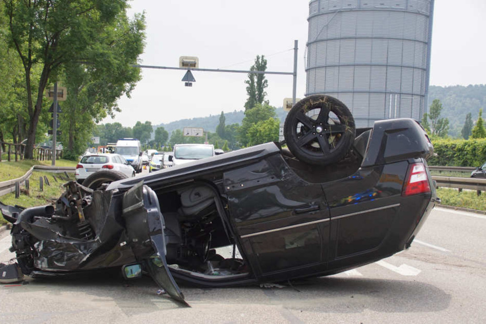 Der Jeep Grand Cherokee ist ein Totalschaden.