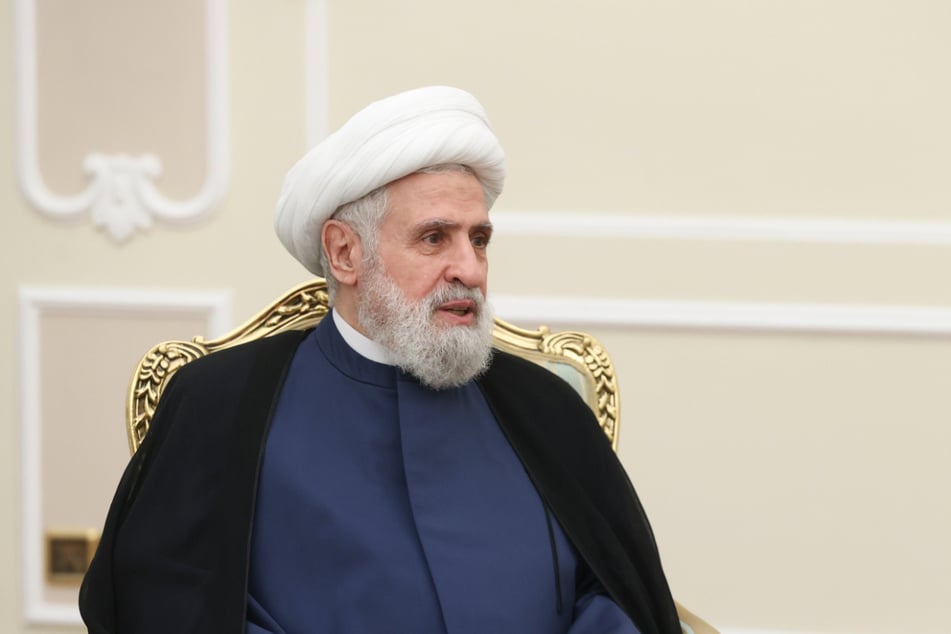 Der israelische Verteidigungsminister hat erneut mit der Tötung des Hisbollah-Chefs Naim Kassim (73) gedroht.