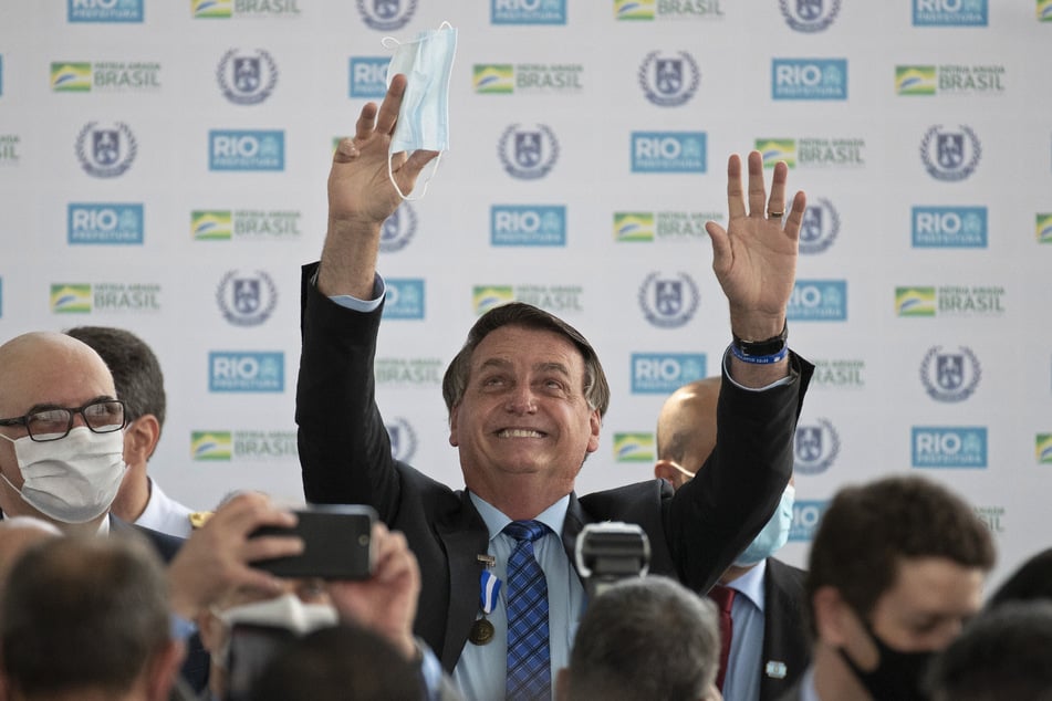 When appearing in public, Jair Bolsonaro doesn't socially distance or wear a mask.