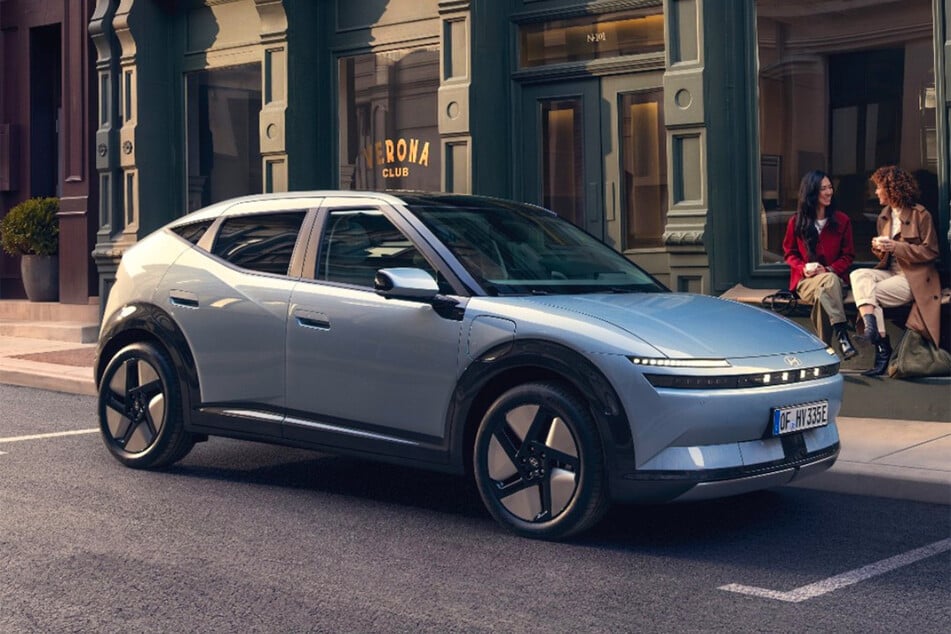 Der Hyundai IONIQ 3 setzt neue Maßstäbe in seiner Klasse. Abbildung ggf. mit aufpreispflichtiger Ausstattung.