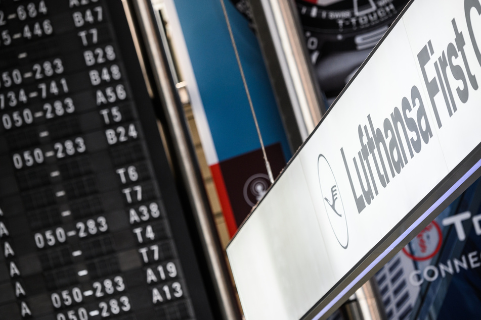 Die Lufthansa hat mit dem angekündigten Probelauf mit Corona-Schnelltests begonnen. (Symbolbild)