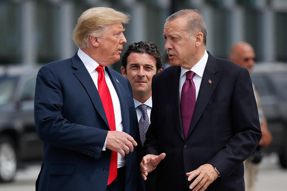 Donald Trump (li.) im Gespräch mit Recep Tayyip Erdogan (re.).