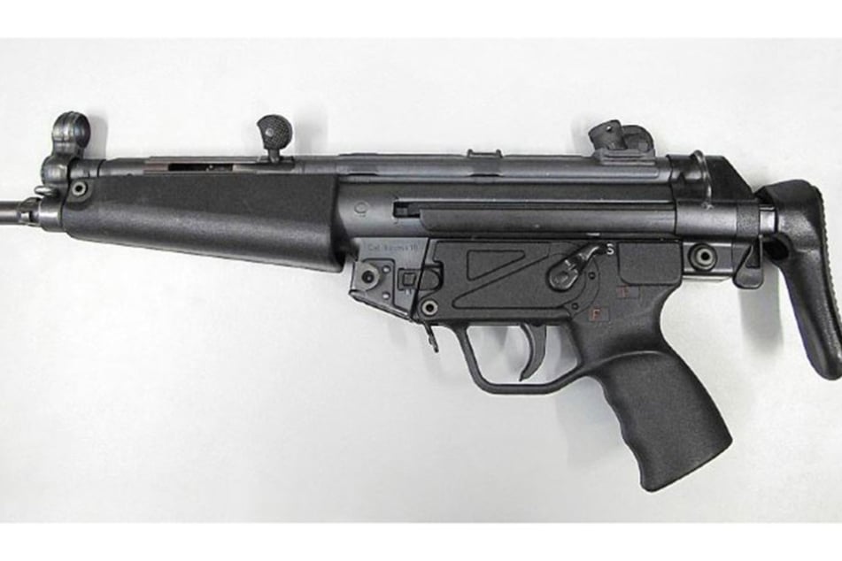 Nach dieser Waffe sucht die Polizei.