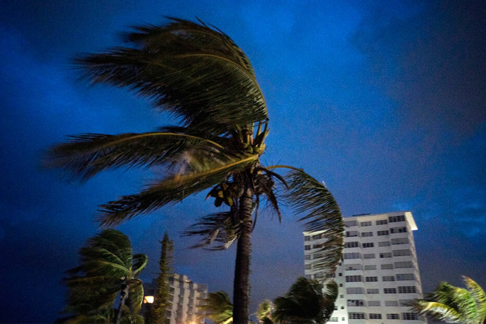 Hurrikan "Dorian" hat die nördlichen Inseln der Bahamas erreicht.