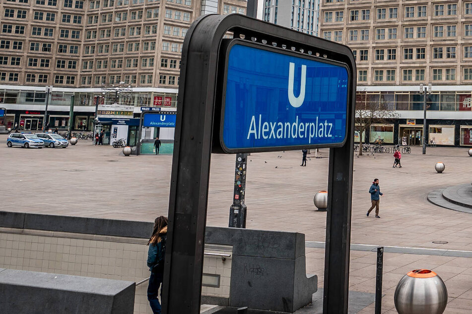 Am U-Bahnhof Alexanderplatz hat es am Mittwochvormittag einen dramatischen Zwischenfall gegeben. (Archivfoto)