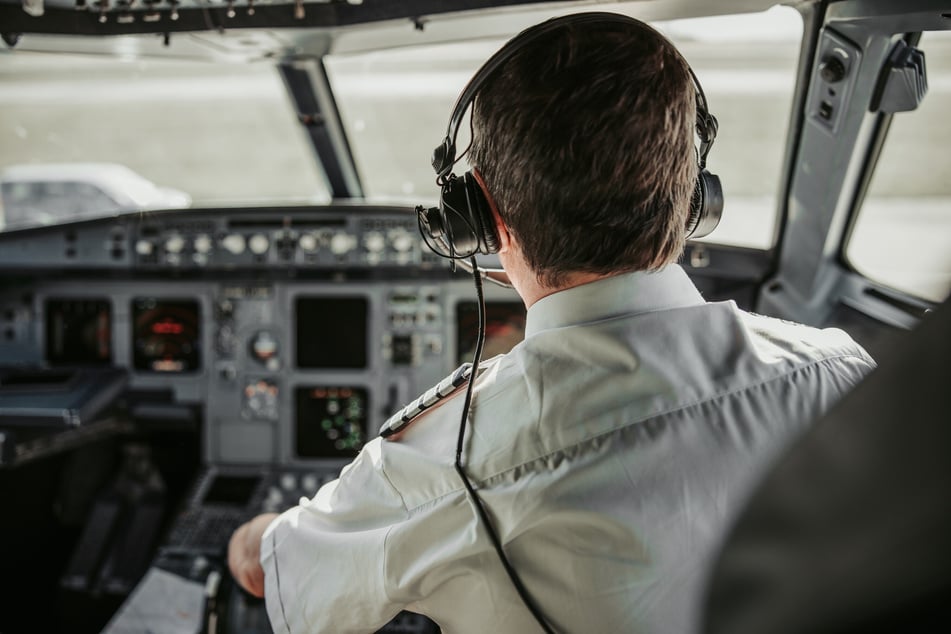 Ein US-Pilot nahm sich vor seinem Flug Zeit, um seine Passagiere über Rücksichtnahme und Benimm-Regeln im Flugzeug aufzuklären - denn obwohl diese jedem bekannt sein sollten, werden sie zu oft missachtet. (Symbolbild)