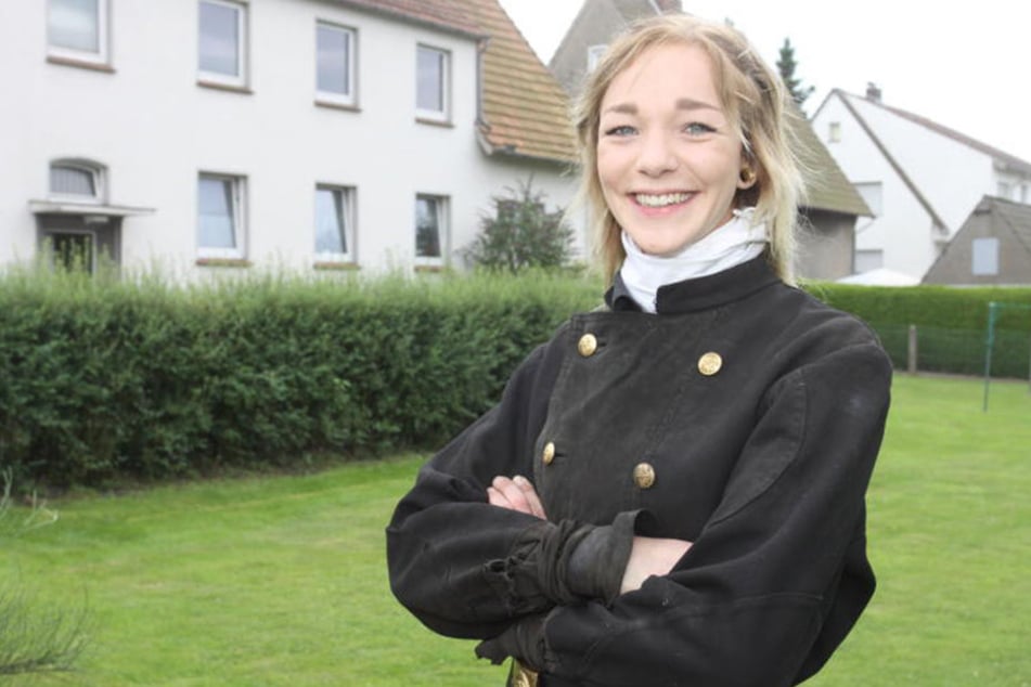 Selina Schlömp arbeitet als Schornsteinfegerin.