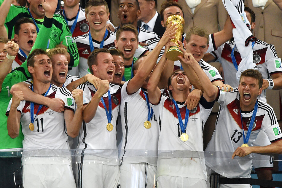 2014 lief es noch bei der deutschen Nationalmannschaft: Das Team holte den vierten Weltmeistertitel für Deutschland. Seitdem ging es stetig bergab - zweimal Vorrundenaus inklusive. (Archivbild)