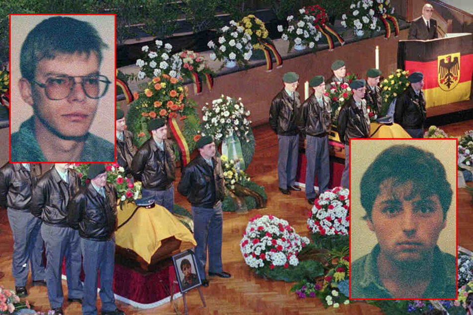 In einer bewegenden Trauerfeier mit dem damaligen Bundesfinanzminister Theo Waigel (oben rechts) nahmen Sachsens Zöllner am 14. Februar 1998 Abschied von ihren ermordeten Kollegen Ralph Schulze (l., †34) und Thomas Haupt (r., †30).