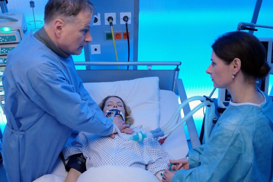 Nächsten Dienstag erwartet die "In aller Freundschaft"-Fans ein Baby-Drama in der verschobenen Folge.