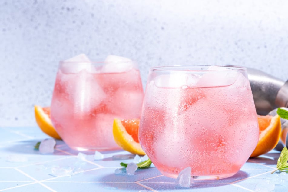 Der fruchtige Sarti Lemon Spritz ist Trend-Drink des Sommers!