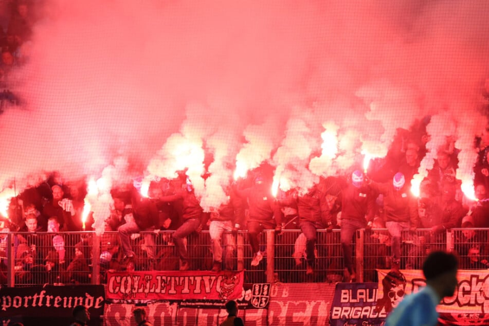 Feuer gab es am Mittwochabend lange nur auf den Rängen.