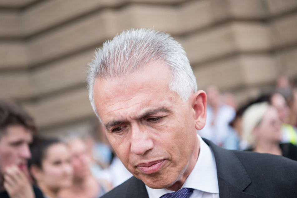 Auch Frankfurts Oberbürgermeister Peter Feldmann war anwesend.
