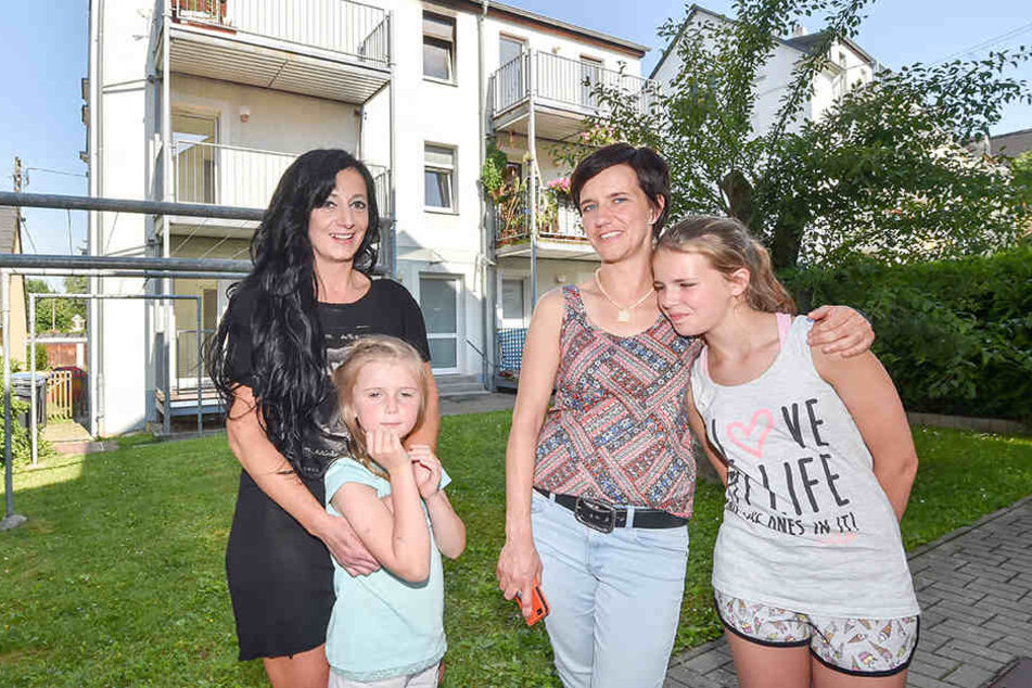 Daniela Lang (36) und Tochter Colleen (11, l.) retteten Susi (38) und Jessi Kunze (6).