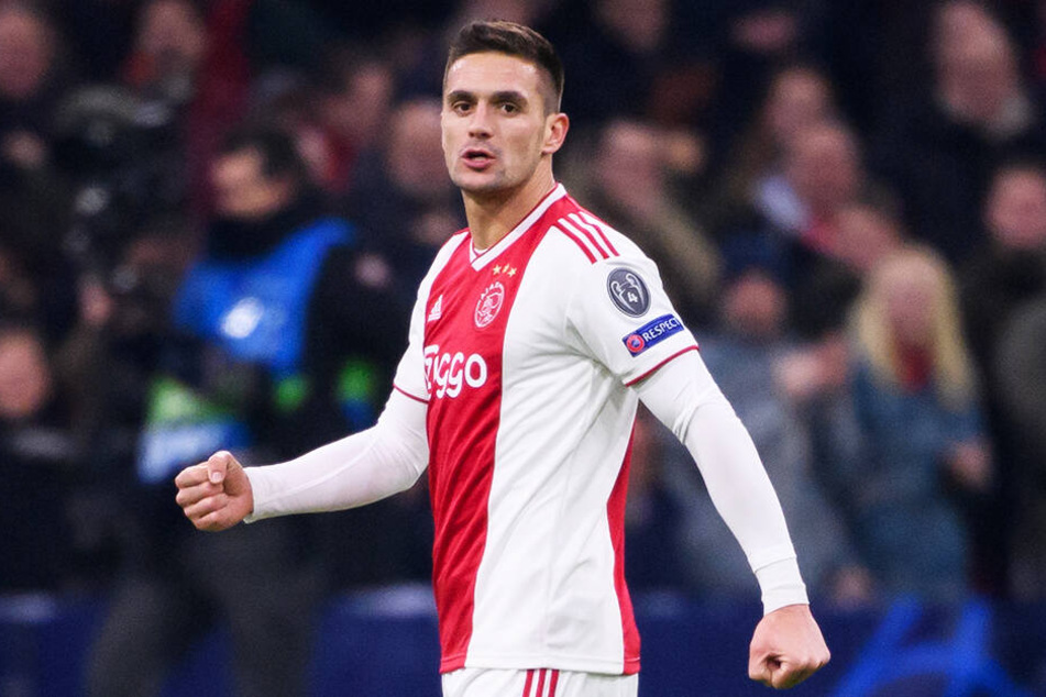 Ajax-Amsterdam-Star Dusan Tadic spielt eine überragende Saison und hat seinen Stammplatz in der serbischen Elf dennoch nicht sicher.