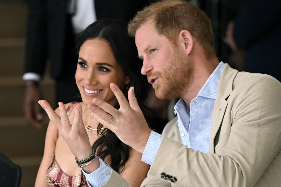 Prinz Harry und seine Frau Meghan Markle (43) sind 2020 von Großbritannien in die USA gezogen und haben ihre royalen Pflichten niedergelegt.