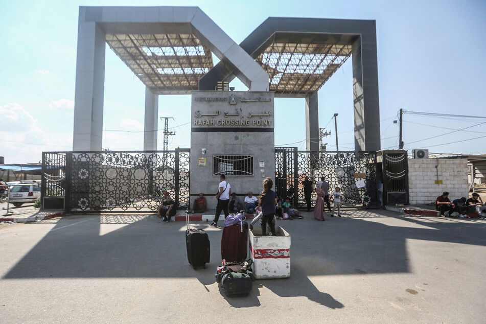 Die Wiedereröffnung des Grenzübergangs Rafah wird diskutiert.