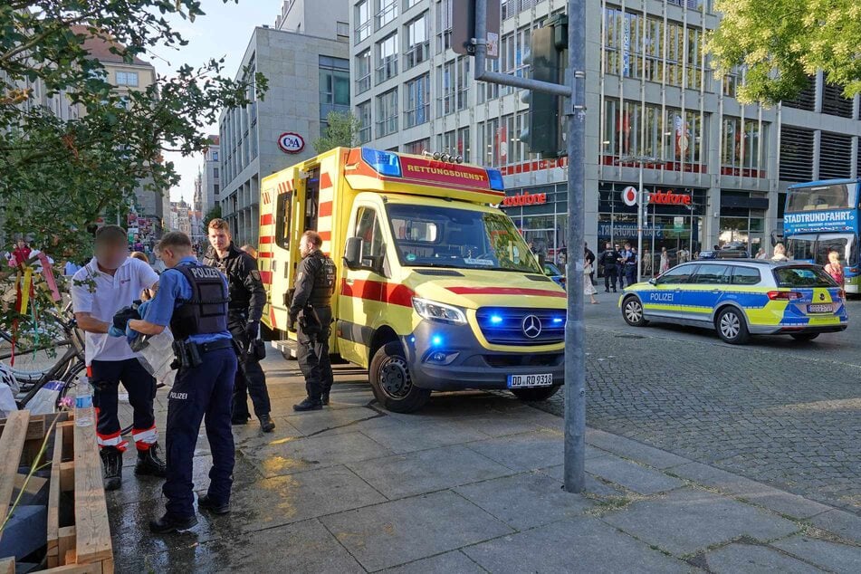 Der Rettungsdienst brachte die Schwerverletzten ins Krankenhaus.
