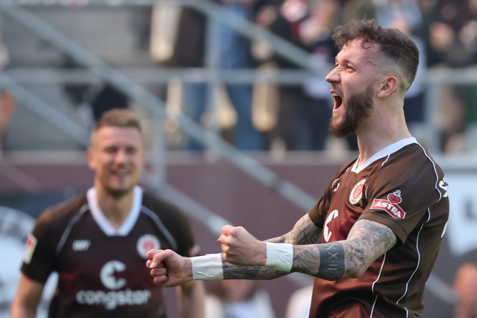 Marcel Hartel schießt die Kiezkicker in der 68. Minute zur 3:0-Führung und damit geradeaus Richtung Aufstieg in die Bundesliga.