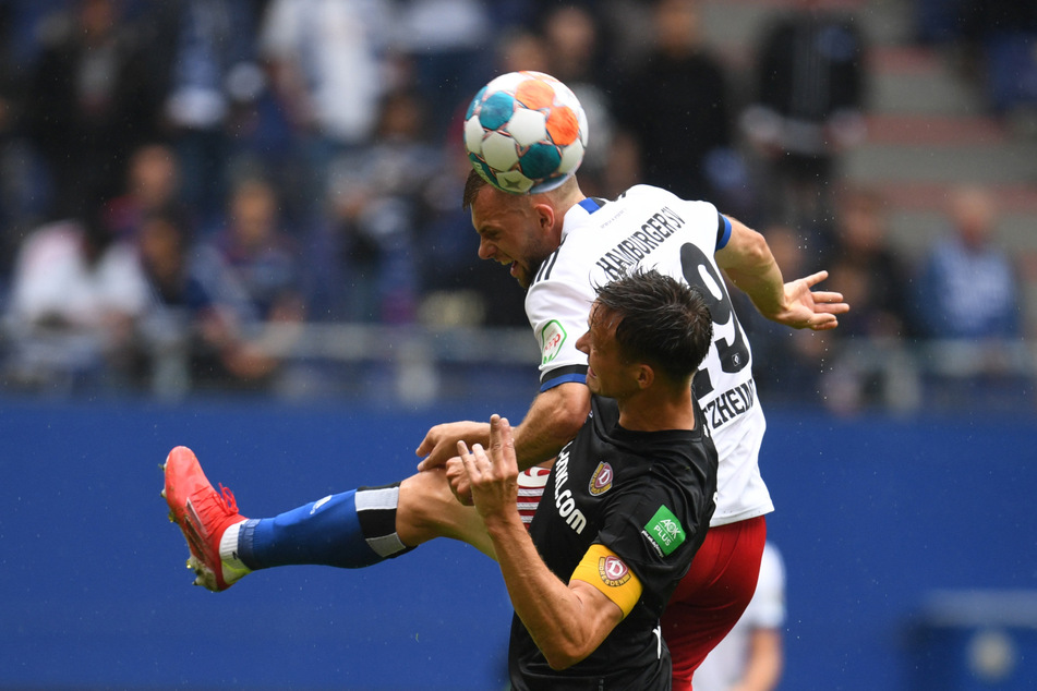 Umkämpfte Partie: Beim 1:1 im Hinspiel lieferten sich der Hamburger SV und Dynamo Dresden ein intensives Duell. Wird das am Freitag genauso?