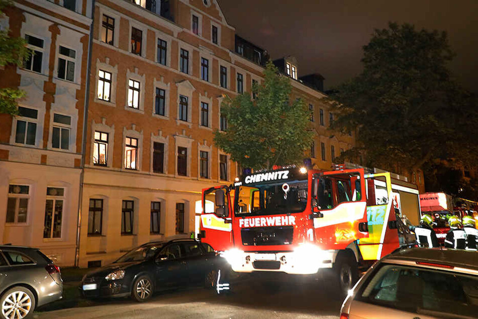Die Feuerwehr musste am Donnerstagabend zu einem vermeintlichen Wohnungsbrand auf dem Kaßberg ausrücken.