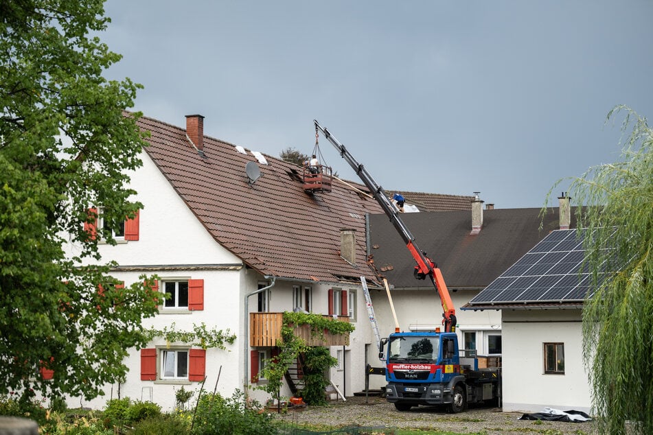 Im Ortsteil Bohlingen laufen nach dem Unwetter bereits die Reparatur- und Aufräumarbeiten.
