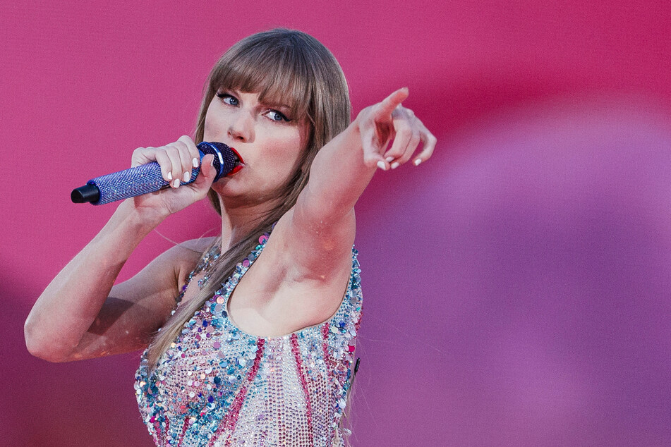 Taylor Swift played a mashup for each of her surprise songs at The Eras Tour in Edinburgh.