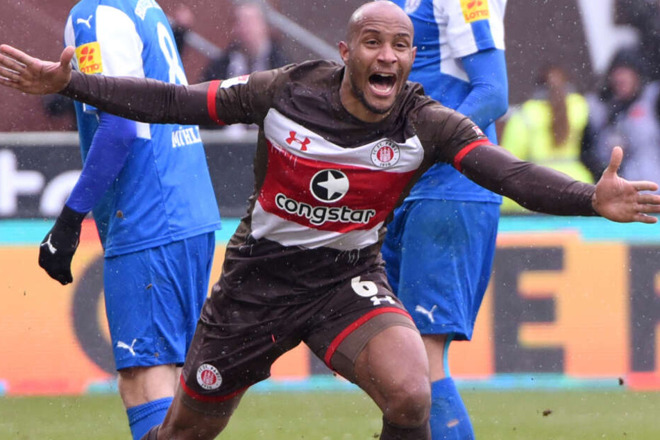 Christopher Avevor jubelt nach einem Tor in der vergangenen Saison gegen Kiel.