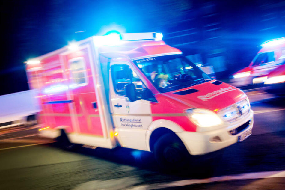 Mindestens 18 Menschen wurden verletzt, davon drei schwer. (Symbolbild)