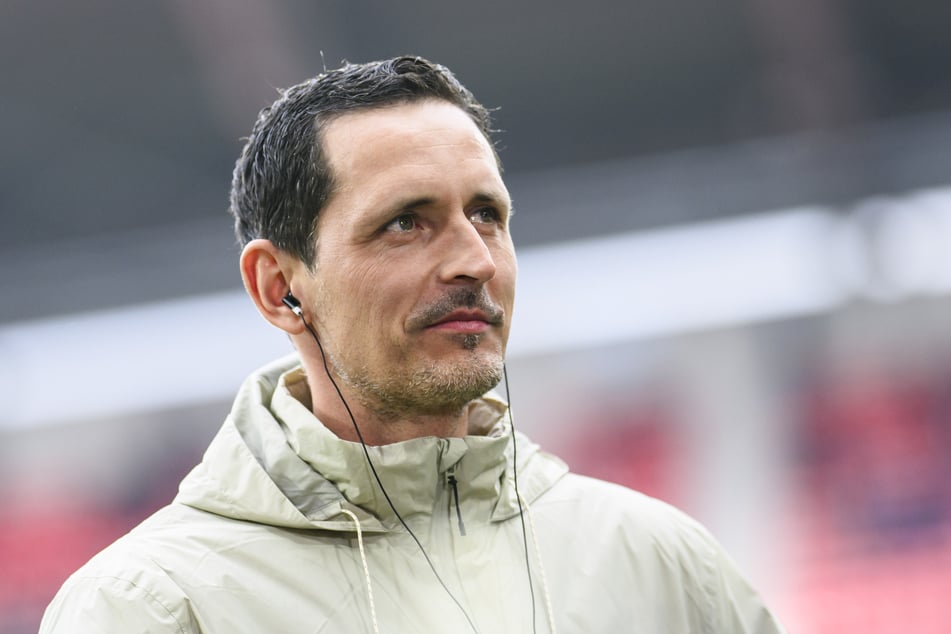 Ist für Dino Toppmöller (43) schon bald Schluss bei der Eintracht?