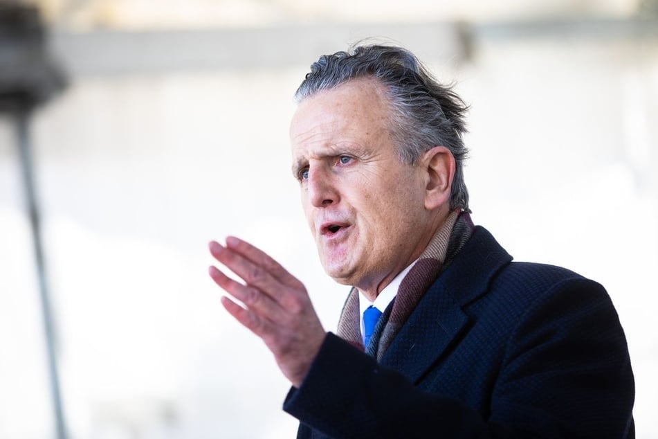 Oberbürgermeister Dr. Frank Nopper (64, CDU) setzt sich für die Sauberkeit der Stadt ein. (Archivfoto)