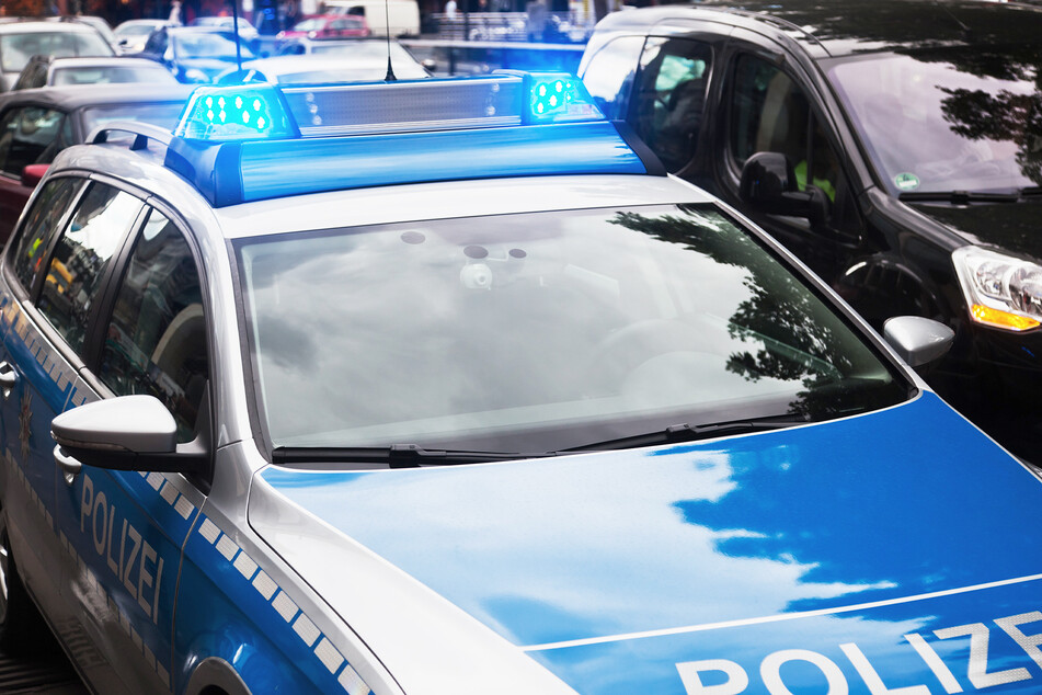 In sieben Autos gekracht: Suff-Fahrer stoppt erst, als sein Wagen den Geist aufgibt!