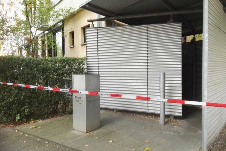 Durch Schallwellen wird der Alarm ausgelöst, sobald jemand das Fenster berührt.