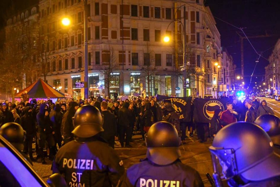 Zu größeren Ausschreitungen soll es nicht gekommen sein.