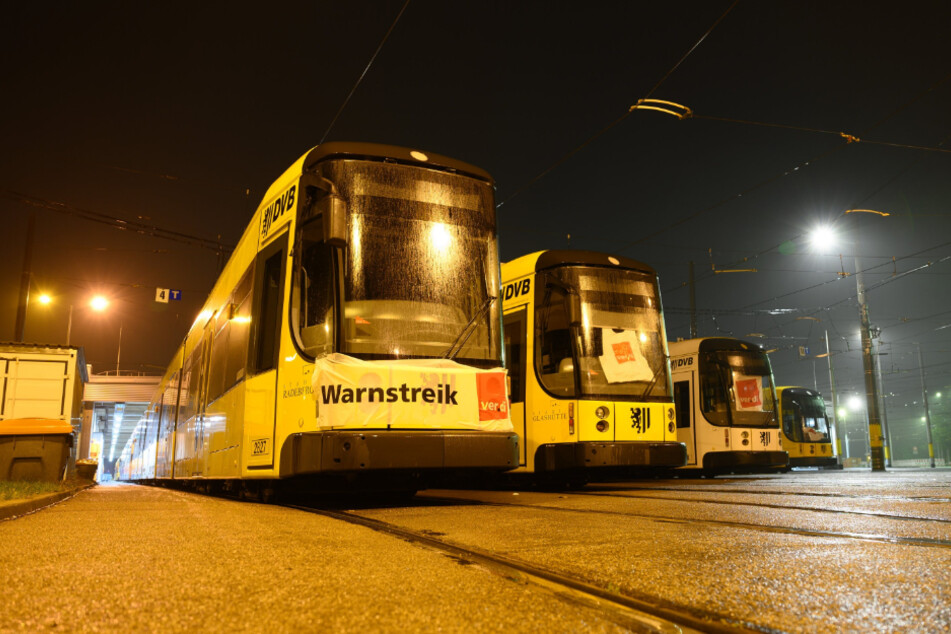 Alle Bahnen standen am Donnerstag bis 19 Uhr still.