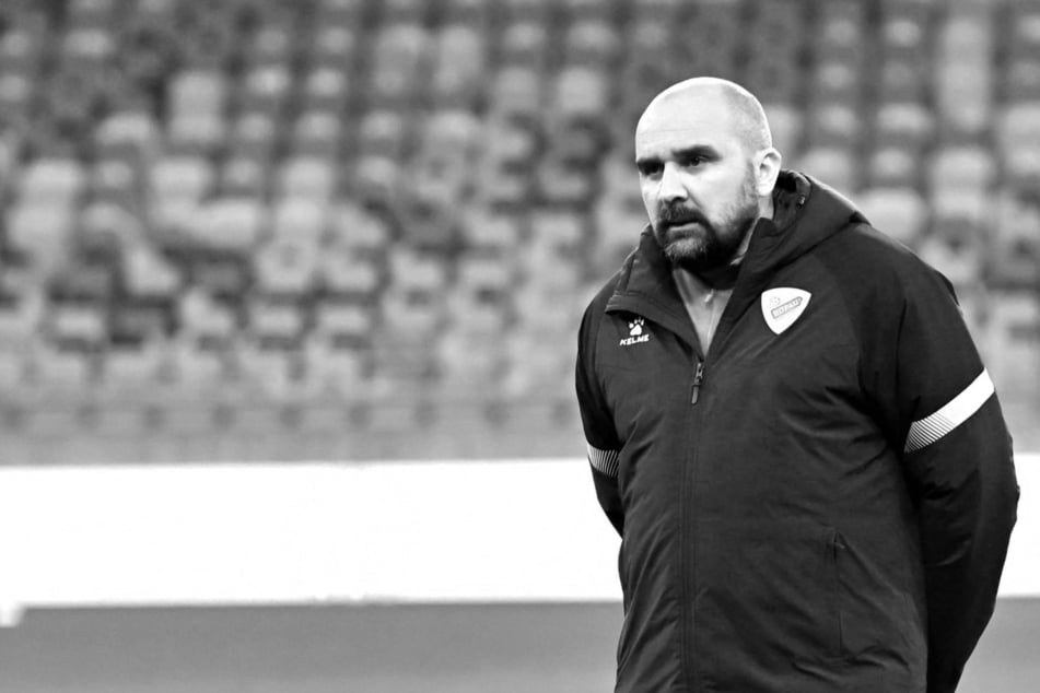 Drama an der Seitenlinie: Fußball-Coach bricht zusammen und stirbt