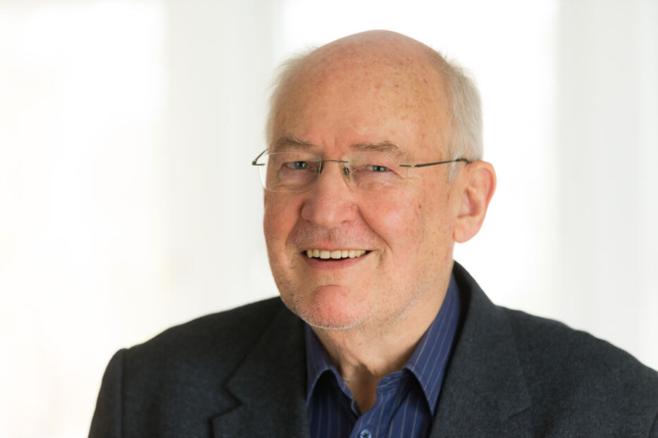 Parteienforscher Elmar Wiesendahl erwartet schwierige Koalitionsverhandlungen.