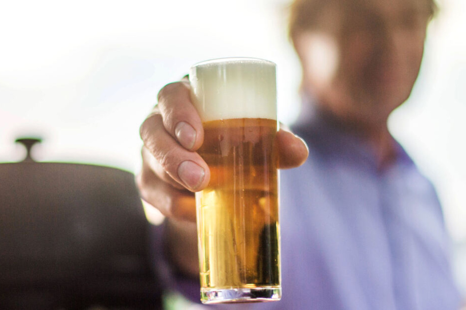 Ein Kölsch ist ein obergäriges Bier und wird traditionell in Kölner Brauhäusern serviert.