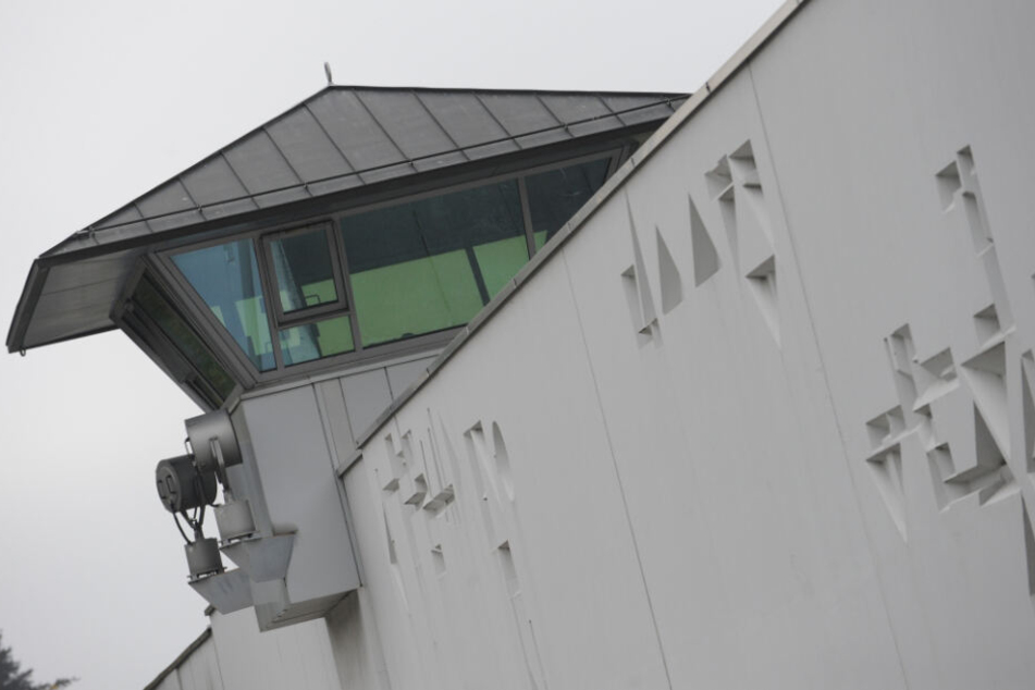 Die JVA München Stadelheim: Hier war der Mann 27 Tage in Haft.