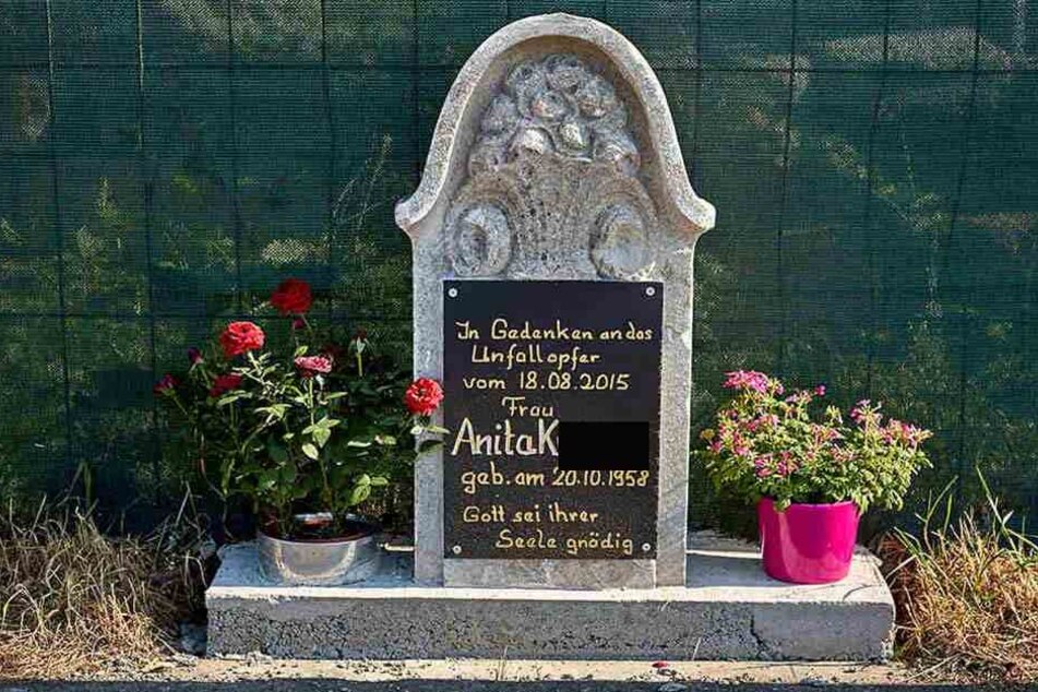 "Gott sei ihrer Seele gnädig": Ruhe in Frieden, Anita K. (†56).