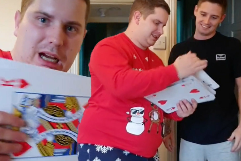 Louis (links) möchte seinem Kumpel Craig einen Kartentrick präsentieren.